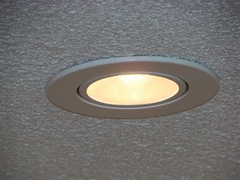 Halogen recessed ceiling lights - best tips for buyers - Warisan Lighting