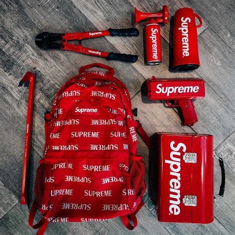 Supreme Accessories Supreme Lv, Supreme Bape, Supreme Stuff, Supreme Hypebeast, Fashion Salon ...