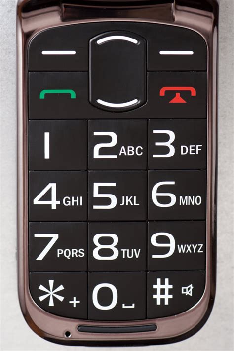 Large Button Cell Phone - Easy to See and Easy To Use