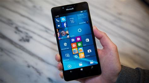 Microsoft Lumia 950 review: A disappointing Windows 10 flagship - CNET