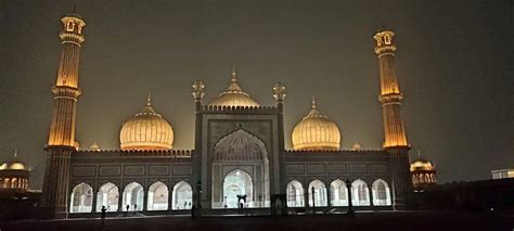 Jama Masjid Delhi: History, Architecture, Timings, & Facts