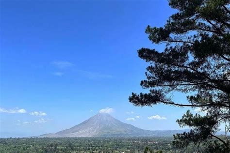 4 Rekomendasi Tempat Wisata Berastagi yang Murah dan Terbaru 2023 dengan Pemandangan Alam yang ...