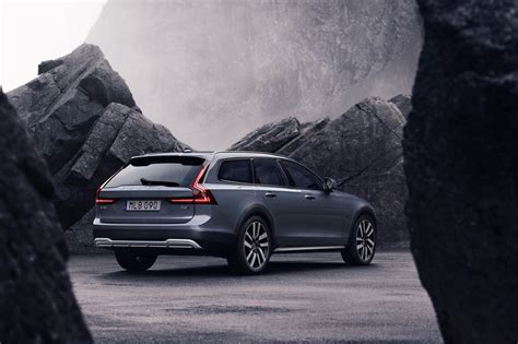 2023 Volvo S90 Review, Ratings, Specs, Prices, and Photos - The Car Connection