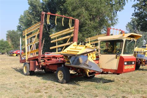 2001 New Holland 1095 Bale Wagon for sale in Klamath Falls , OR | IronSearch