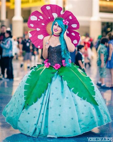 Pokemon on Pinterest | Cosplay Pokemon, Mega Evolution and Evolution Cosplay Pokemon, Cosplay ...