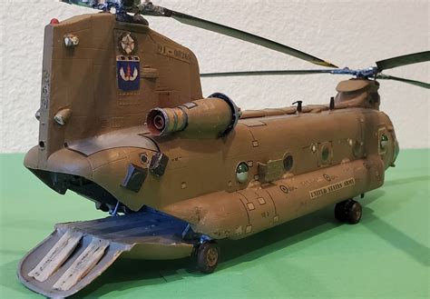 Chinook Helicopter Model Kit | Images and Photos finder