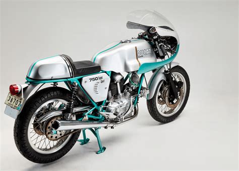 1974 Ducati 750 Super Sport | Bike-urious