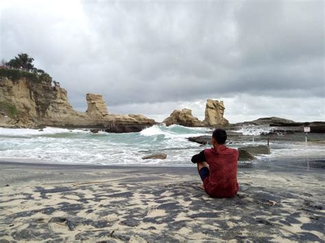 Pantai Klayar, Pantai Klasik di Pacitan – Dolan Yok