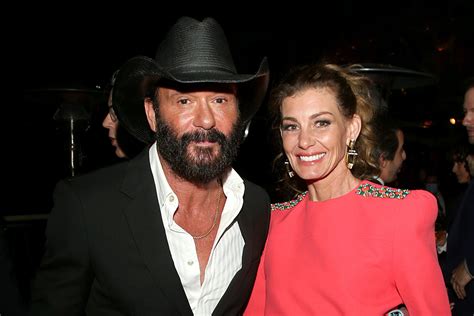 Tim McGraw, Faith Hill + Cast of '1883' Walk the Red Carpet - Hollywood Entertainment News