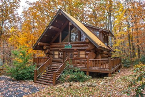 Chief Big Log Cabin in Sevierville w/ 2 BR (Sleeps8)