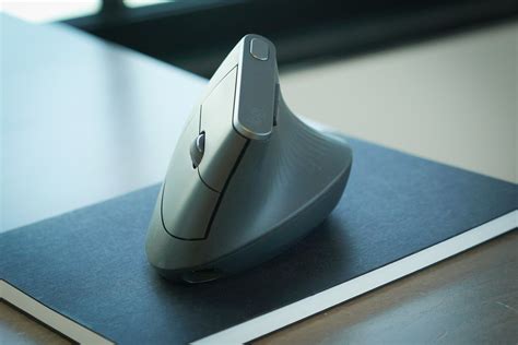 Logitech MX Vertical review: Tackling mouse ergonomics from a new angle