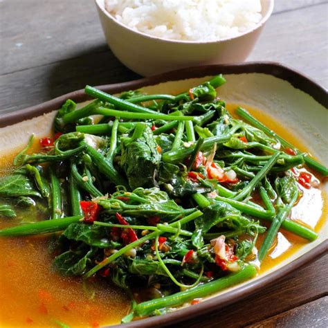 20 Best Vegetarian Thai Dishes - MOON and spoon and yum