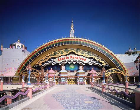 Hello Kitty Amusement Park