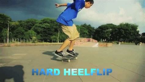 hard heelflip gifs | WiffleGif