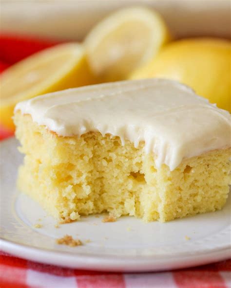 Lemon Sheet Cake {with Lemon Frosting! +VIDEO} | Lil' Luna