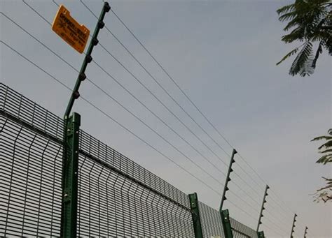 Electric Fence: IEC-certified electric fencing system, Home, Perimeter