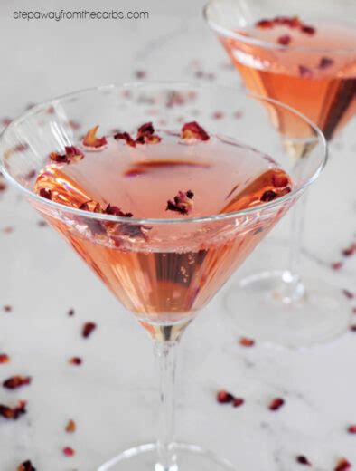 Sparkling Rose Cocktail - Step Away From The Carbs