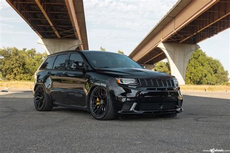 jeep-srt-trackhawk-m520r-gloss-black-avant-garde-wheels-01 - Jeep Grand Cherokee SRT Trackhawk ...