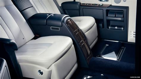 Rolls-Royce Phantom Limelight | 2015MY | Interior Rear Seats