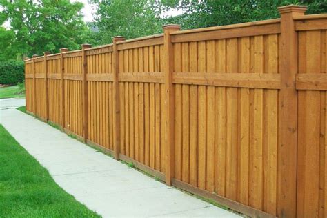 Wood & Vinyl Rustic Fence Options | Find Rustic Privacy Fences