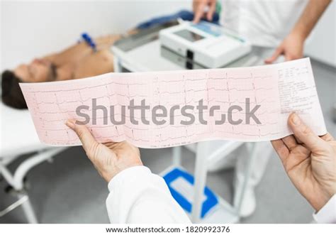 5,467 Ecg Exam Images, Stock Photos & Vectors | Shutterstock