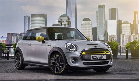 2020 MINI Cooper SE electric revealed, confirmed for Australia – PerformanceDrive