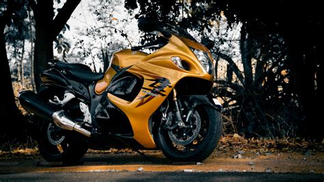 Suzuki Hayabusa Wallpapers Images Photos Pictures Backgrounds