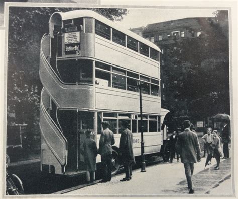 Did You Know That Triple-Decker Buses Actually Existed? – BESTpedia