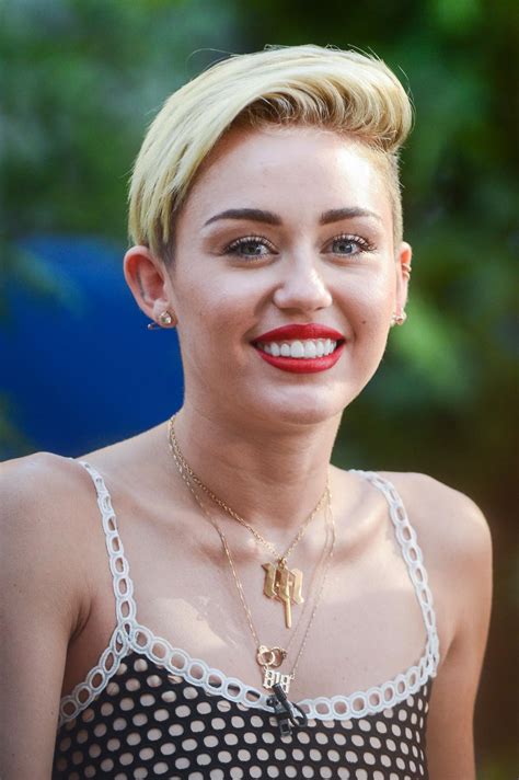 Miley Cyrus Is Already Sick of Her Short Hair | StyleCaster