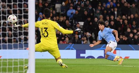 Man City vs Sevilla highlights and reaction as Lewis, Alvarez and Mahrez complete Blues comeback ...