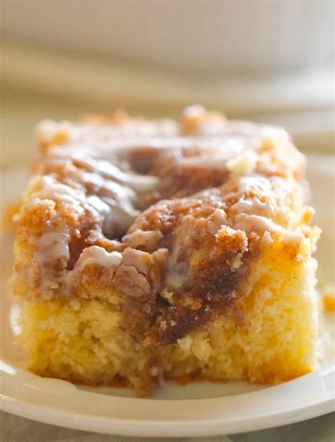 Easy Cinnabon Cinnamon Roll Cake Recipe - Maria's Kitchen