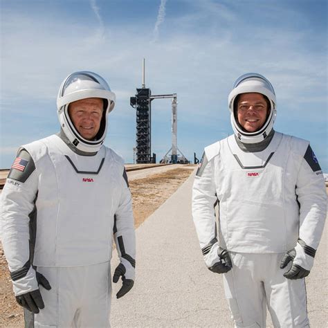 Spacex Dragon Suit