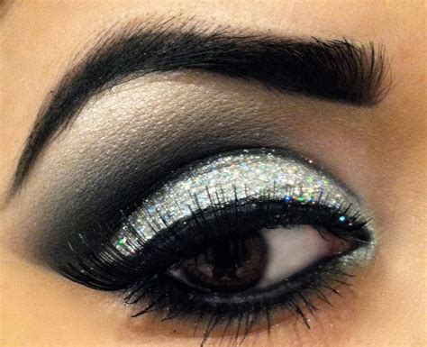 20+ Creative Eye Makeup Looks and Design Ideas