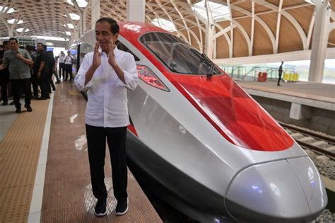 Indonesia launches Jakarta-Bandung 'Whoosh' high-speed railway - Society - The Jakarta Post