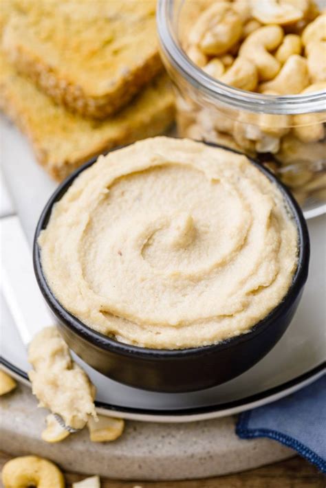 Super Creamy Vegan Cream Cheese Substitute (This is Incredible!) - Healthy Substitute