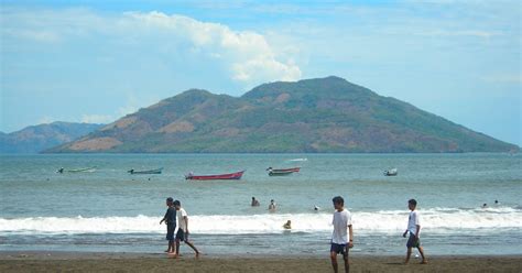 La Union, El Salvador: Playa de PLAYITAS