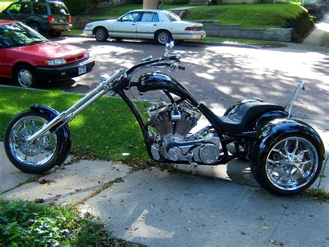 Harley Davidson Motorcycle: Custom Motorcycles