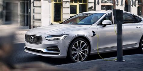 Volvo to Launch First All-Electric Car in India by 2020