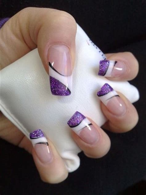 25 UV Gel Nail Art Designs & Application Tips!