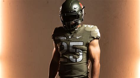 Uniforms revealed for 2020 Army-Navy football game