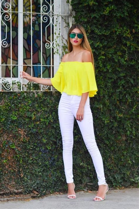 Yellow Outfits For Women-14 Chic Ways to Wear Yellow outfits