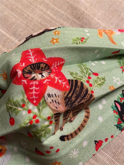 Christmas Cats 3 Layer Face Mask | Etsy