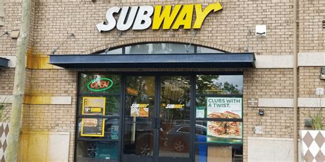 Vegan Options at Subway (Updated 2023) – VeggL