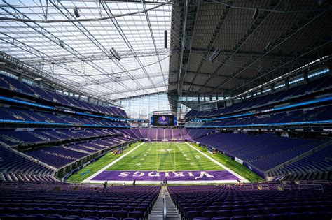 Vikings end scrimmage at U.S. Bank Stadium with statement for social justice | FOX Sports