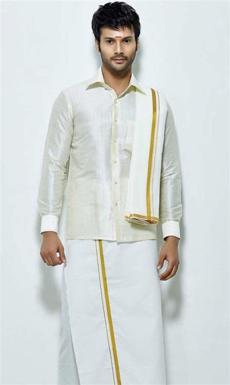 Traditional Dress of Kerala For Men & Women - Lifestyle Fun