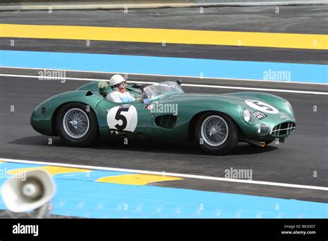 Stirling Moss Driving Aston Martin Dbr1 at Le Mans Stock Photo - Alamy