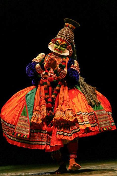 Kerala’s Cultural Tapestry: Exploring the Rich Heritage of Traditional Folk Dances – The ...