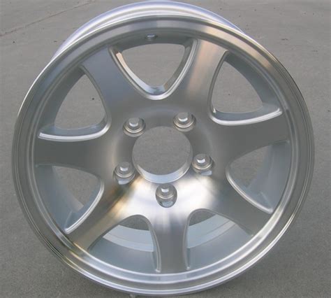 15" Aluminum Type T02 Silver Trailer Wheel