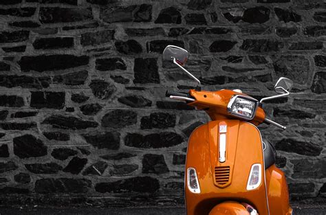 Should you get a scooter or an underbone motorcycle? | MotoDeal