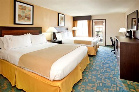 Holiday Inn Express & Suites (Branson, MO) - 1 (800) 504-0115 - The ...